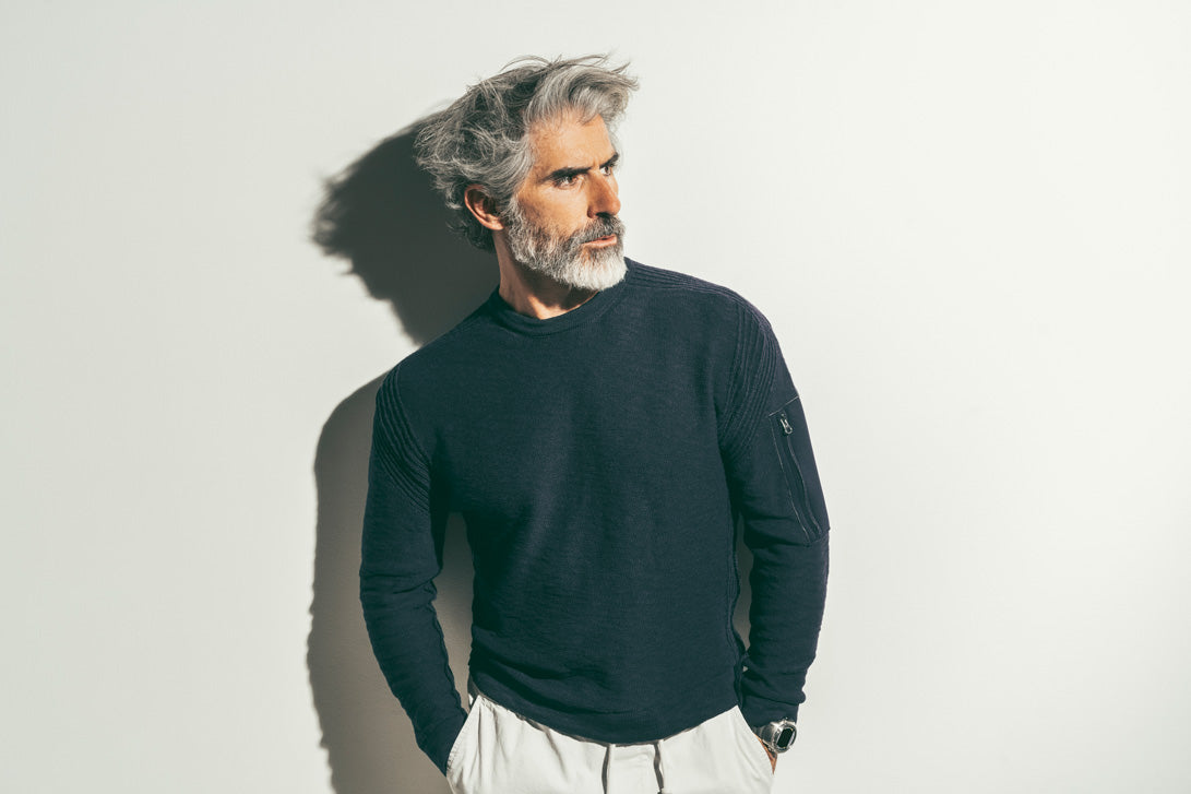 Sportlicher Pullover aus weicher Baumwolle und Zipptasche am Arm, relaxed Fit