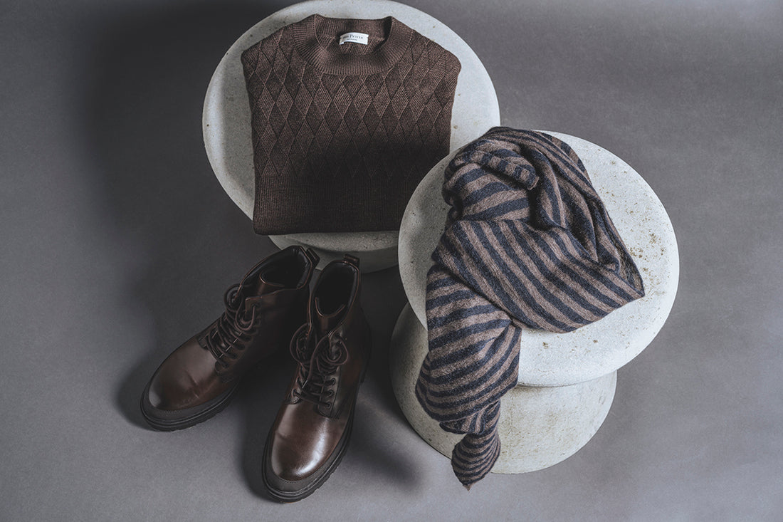 Supersofter Schal aus 100% Premium Kaschmir mit Längsstreifen