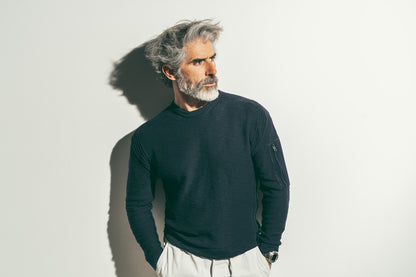 Sportlicher Pullover aus weicher Baumwolle und Zipptasche am Arm, relaxed Fit