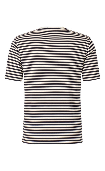 T-Shirt aus leichtem, kreppigem Viskosejersey, legere Passform