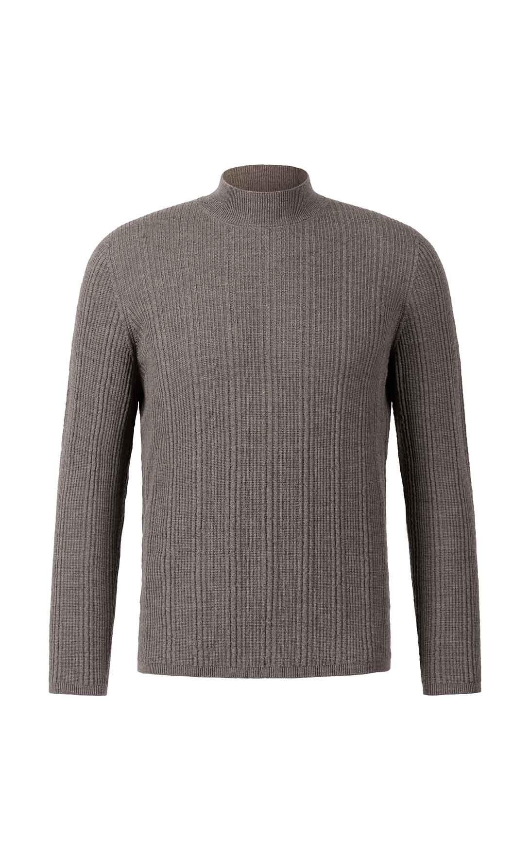 Stehkragen-Pullover in markanter Rippstruktur, nahtlos gestrickt aus feinster Merinowolle, regular fit